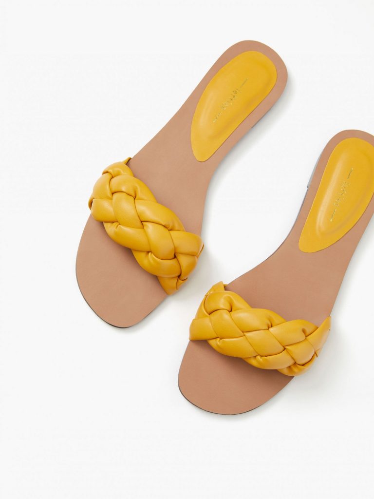 Lefties tiene las sandalias ideales para la playa por menos de 10 euros