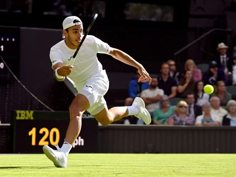 La millonaria multa que tendrán que pagar en Wimbledon por no dejar competir a varios tenistas