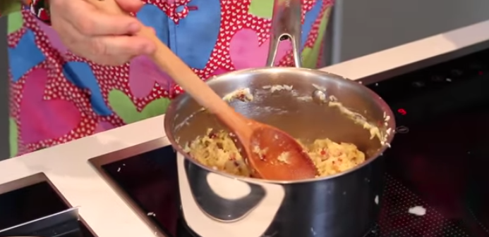 La Receta De Croquetas De Chicote Con El Que Conseguir Una Masa Sin Grumos