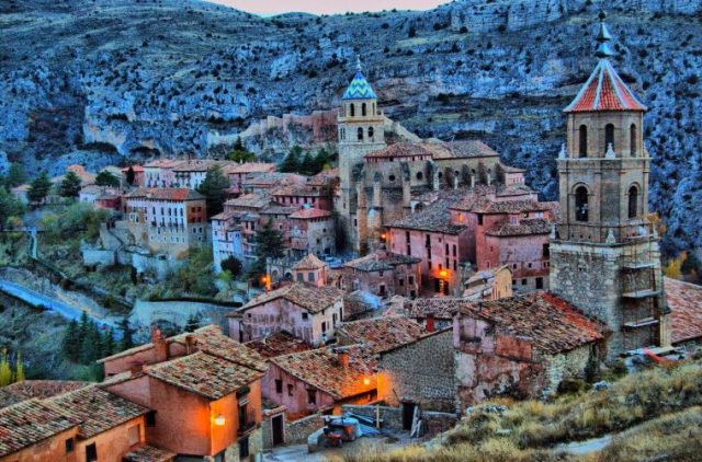 Pueblos bonitos del norte de España donde no hace calor