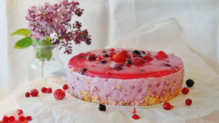Pastel de frambuesas: el postre más rico y saludable para un fin de semana