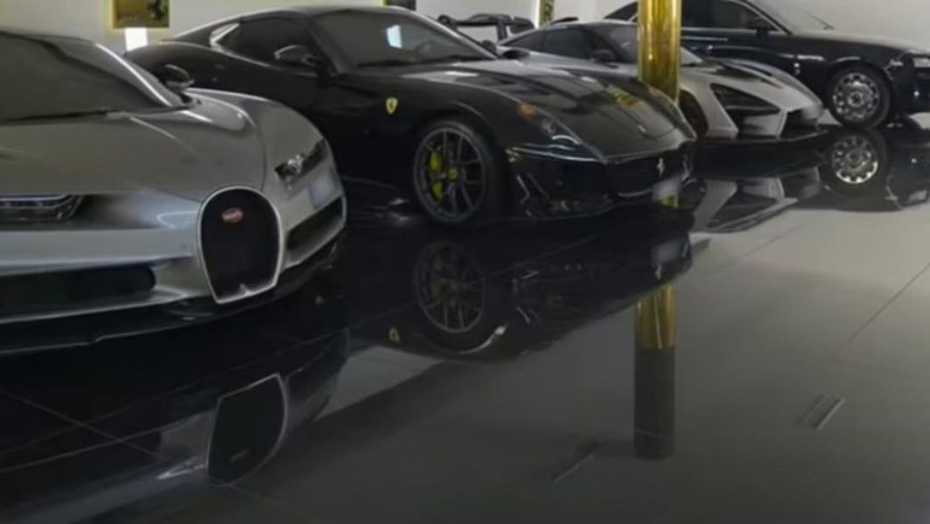La Impresionante Colección De Autos De Lujo