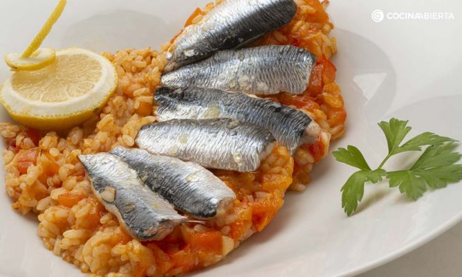 arroz con sardinas