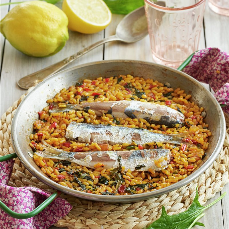 arroz con sardinas