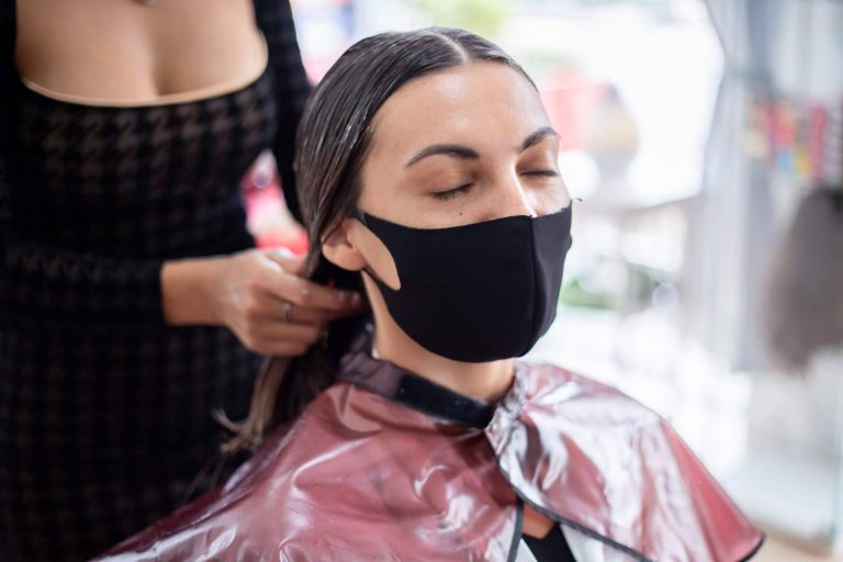 Lucir un cabello sano y brillante es posible con Keratin Europa con un alisado de keratina