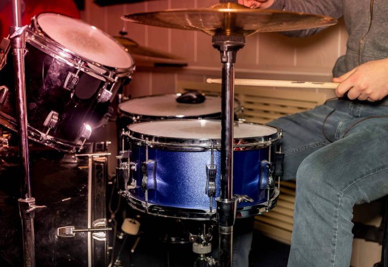 ¿Dónde encontrar sets y accesorios para batería y otros instrumentos de percusión? Percuforum