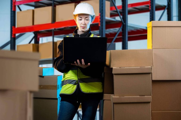 Transportes Gomesa es una empresa de logística situada en Córdoba con una década de experiencia