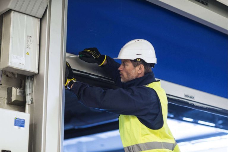 ASSA ABLOY Entrance Systems recalca la importancia del mantenimiento preventivo de entradas automatizadas