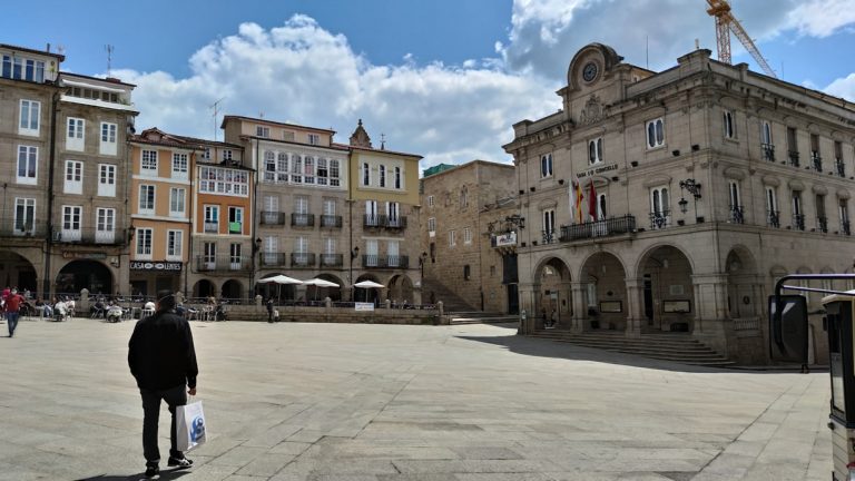 Juzgan a una trabajadora de la Xunta por estafar a la Administración de Ourense
