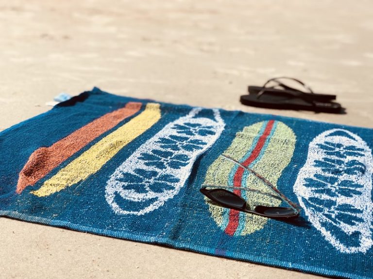 Consejos para elegir las mejores toallas de playa para toda la familia