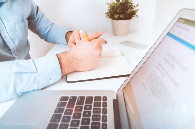 Traducción jurada, la necesidad de adaptación idiomática de documentos oficiales