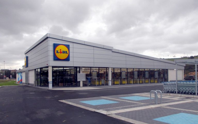 Lidl revoluciona el mercado con un producto para blanquear los dientes mejor que el dentista