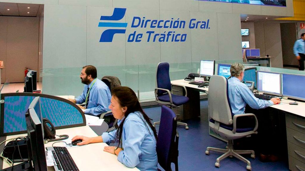 Dgt: El Motivo Por El Que Los Semáforos Son Muy Peligrosos