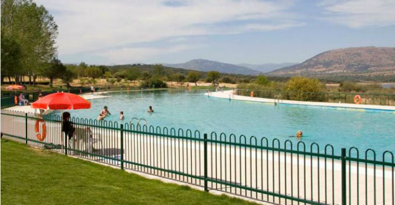 La piscina ideal para refugiarte del calor en Madrid