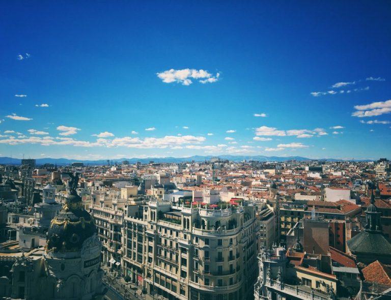 Por qué vale la pena contratar a una inmobiliaria para vender un piso en Madrid – Noticias Empresariales