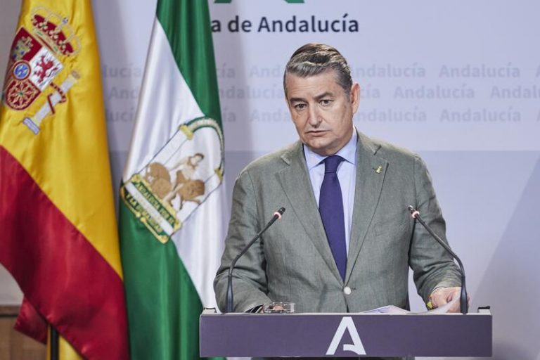 El Gobierno andaluz afea a Sánchez que no haya consensuado con las CCAA ni el sector las medidas de ahorro energético
