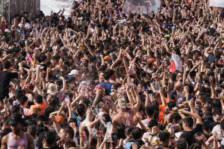 Tres mujeres denuncian haber sufrido pinchazos en el primer día de fiestas de Vitoria-Gasteiz