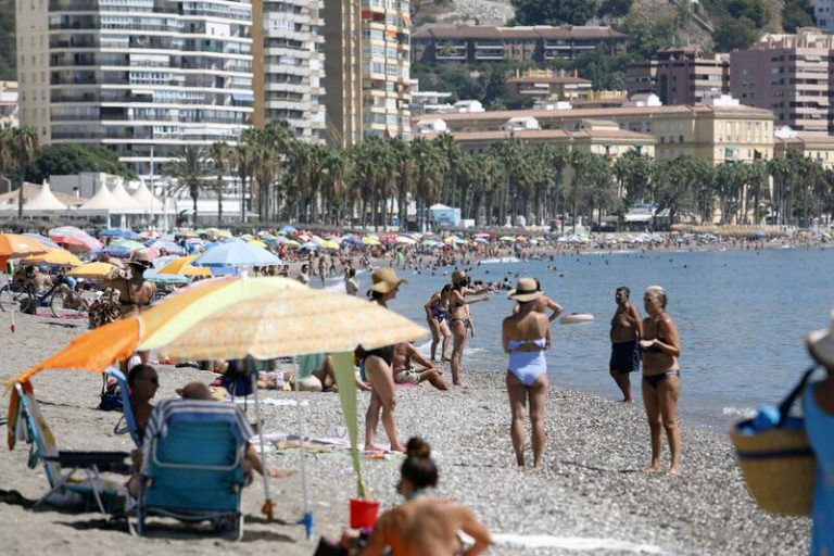 Tormentas, lluvias y altas temperaturas protagonizarán el domingo. El tiempo del 7 de agosto