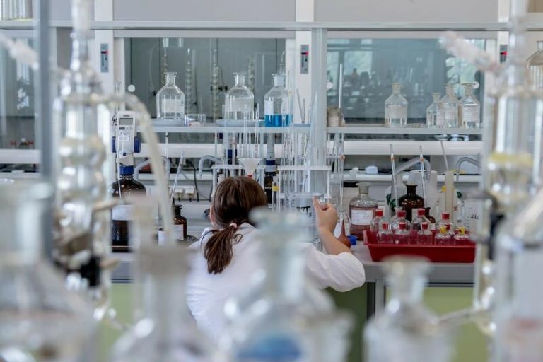 Canarias suma tres casos nuevos y cuatro en estudio de viruela del mono desde el viernes