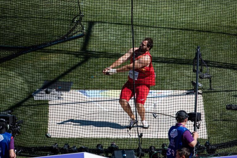 Javier Cienfuegos logra clasificarse para su segunda final europea de martillo