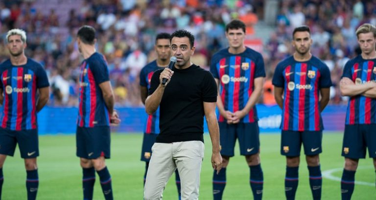 28 kilos: el descarte de Xavi para el Barcelona que no vale para nada