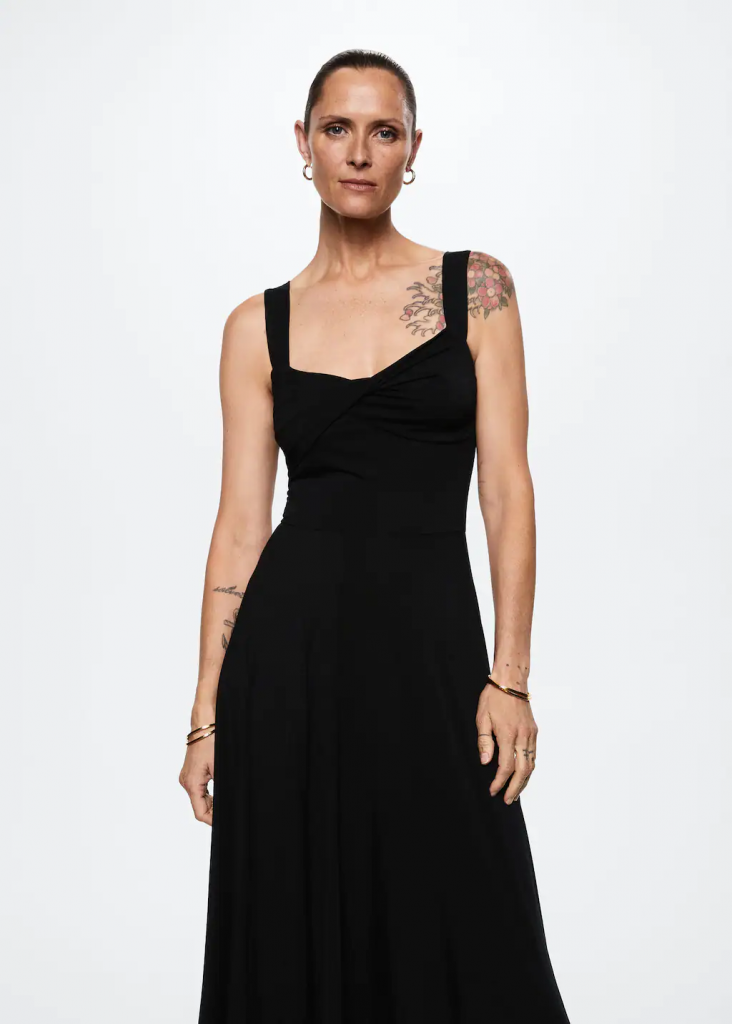 ¿Vestido Negro? Tu Compañero Para Cualquier Ocasión