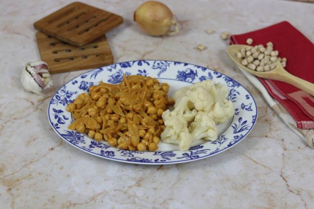 Garbanzos con coliflor: la receta de Arguiñano para mantener tu dieta