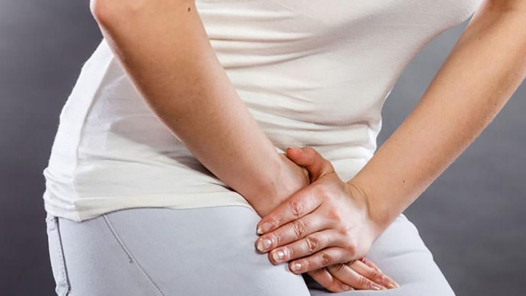 Infección renal tiene como síntomas fiebre y escalofríos