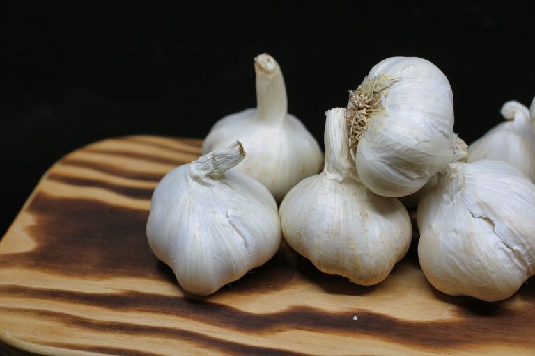 Los usos que le puedes dar al ajo fuera de la cocina