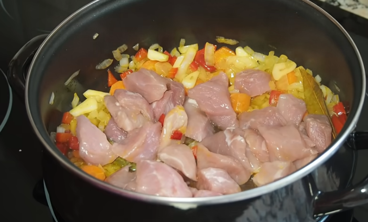 Carne De Cerdo En Salsa El Clásico Español Que Siempre Gusta