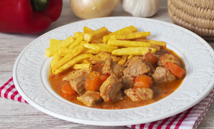 Carne De Cerdo En Salsa El Clásico Español Que Siempre Gusta