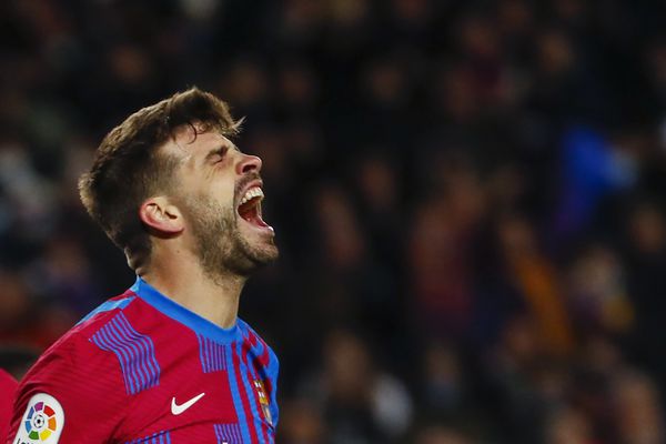 El Barça Le Pide Apoyo A Piqué