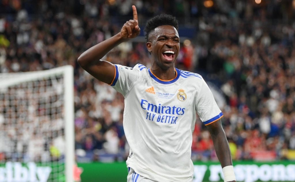 El Mercado Le Sonríe A Vinícius