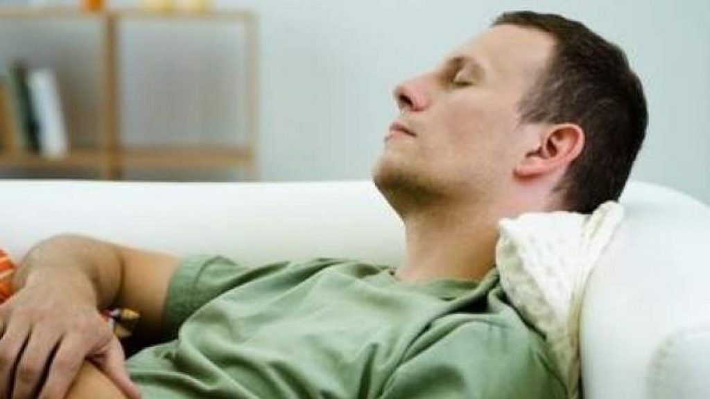 ¿Cuáles Son Los Beneficios De Tomarnos Una Siesta?