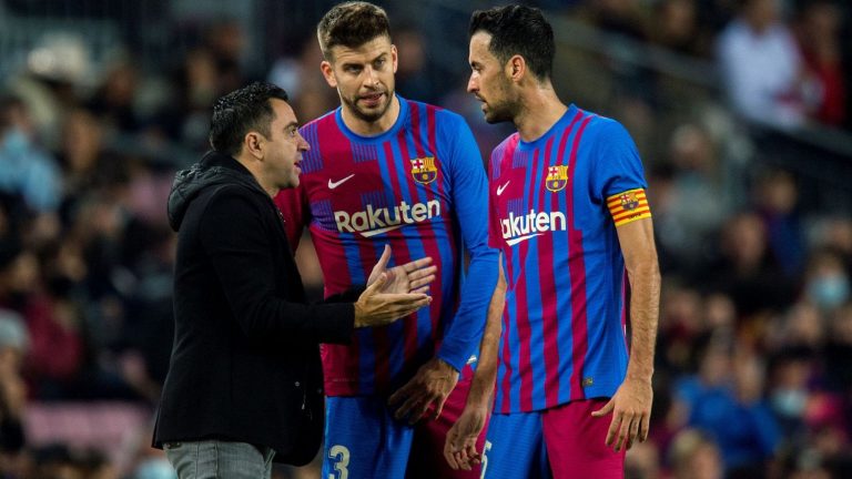 Fuera del Barcelona: El destino de Busquets y Piqué