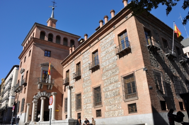 La leyenda de la casa de las siete chimeneas