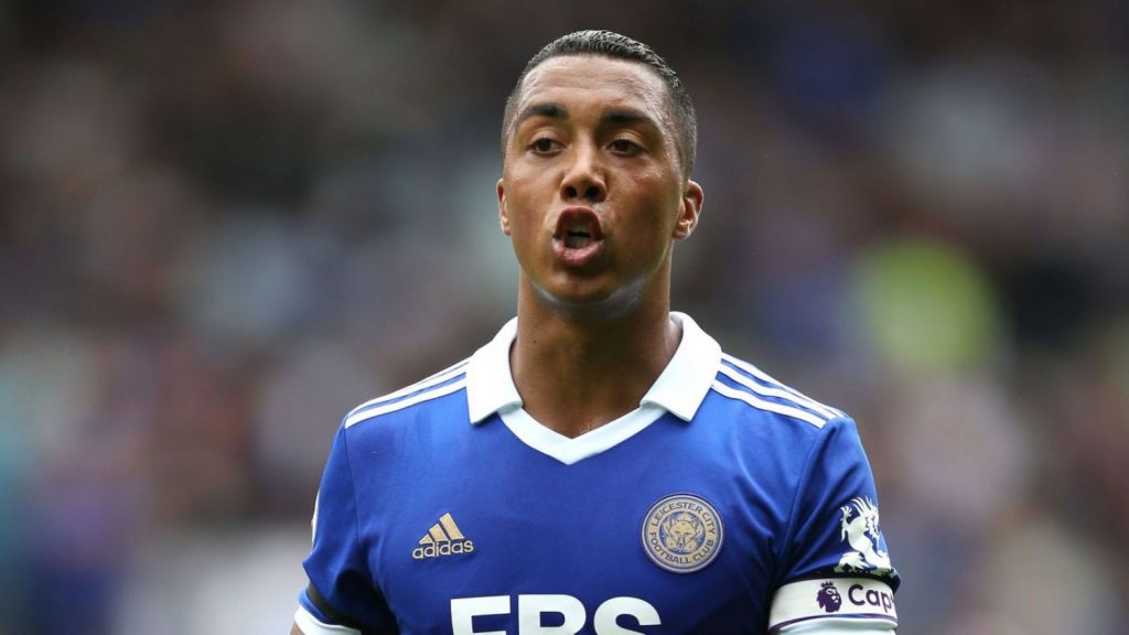 Los Rivales Del Real Madrid En La Lucha Por Youri Tielemans 