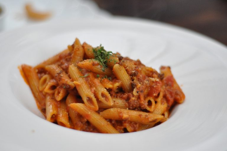 Macarrones a la mallorquina el ingrediente típico que gusta tanto en todo el mundo