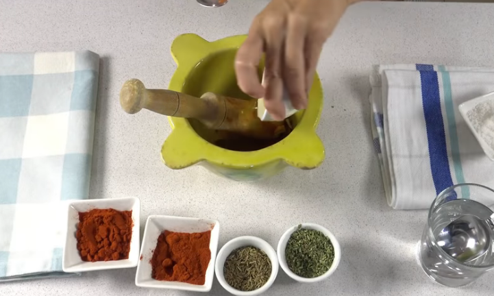 Patatas al pimentón: el picoteo irresistible que bordarás con este secreto