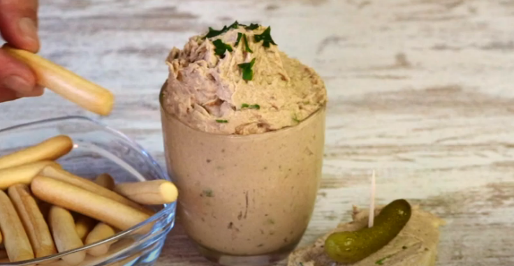 Paté de sardinas el aperitivo que nadie se espera y todos repiten