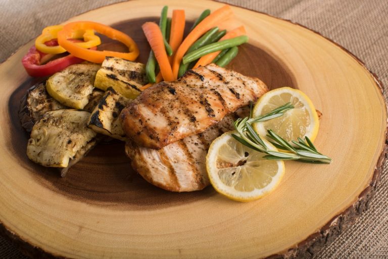 Pollo al limón: el plato con el que sorprenderás a los tuyos