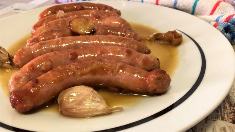 Salchichas al vino: los trucos para cocinarlas en su punto