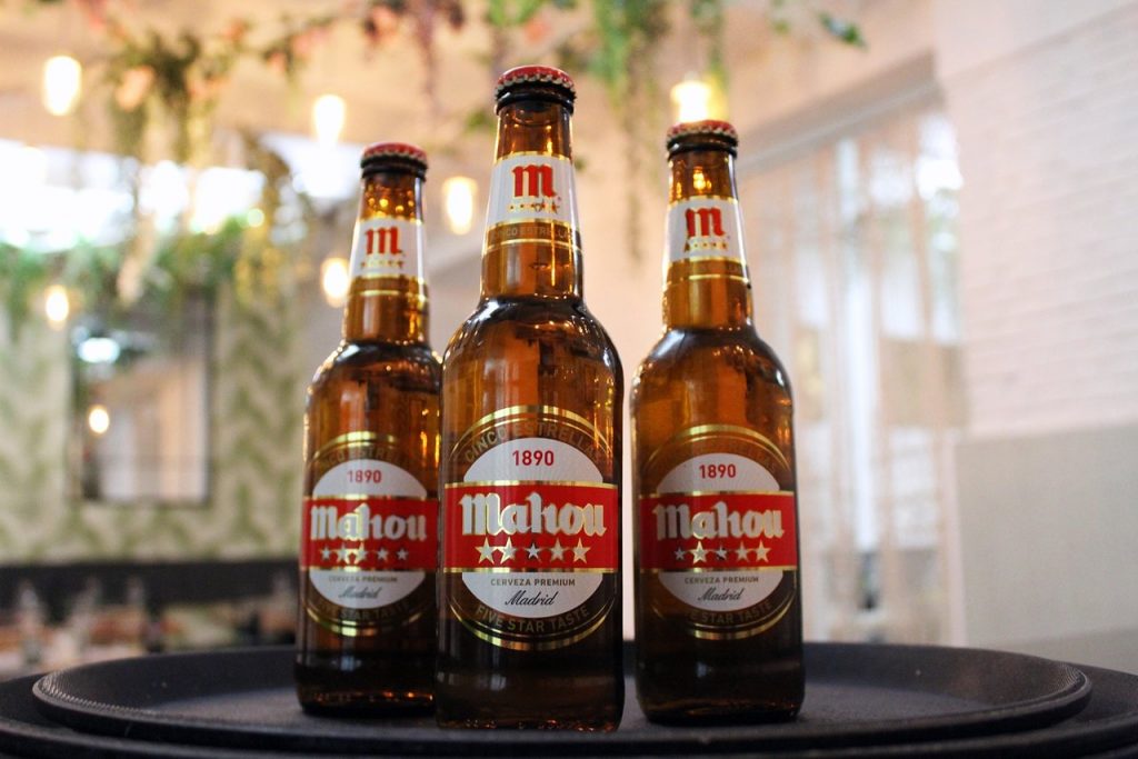 Diferencias Entre La Mahou Roja Y La Mahou Verde Que Seguro No Te Habías Dado Cuenta 2 La Diferencia Está En La Producción