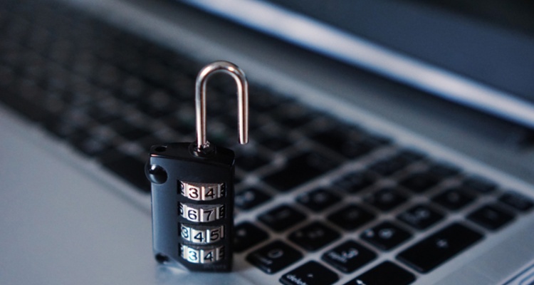 Cubrir La Cámara De La Notebook Y Otras 10 Recomendaciones Que Sugiere El Fbi