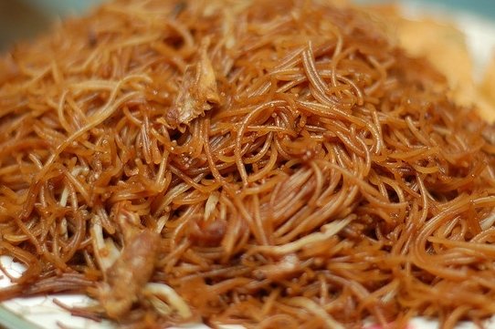 Fideos de arroz chinos: Mantener los alimentos calientes