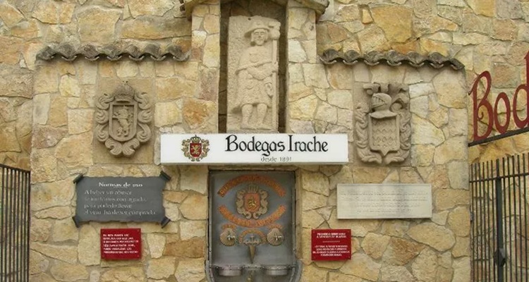 Fuente Vino Camino De Santiago Rellena