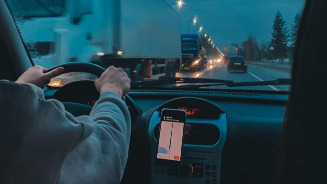 Viaje De Noche En Coche