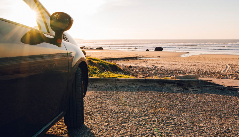 Que debes tener en cuenta de dejar el coche al lado de la playa