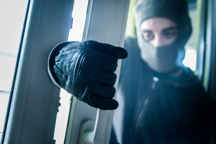 Así saben los ladrones si estas en casa