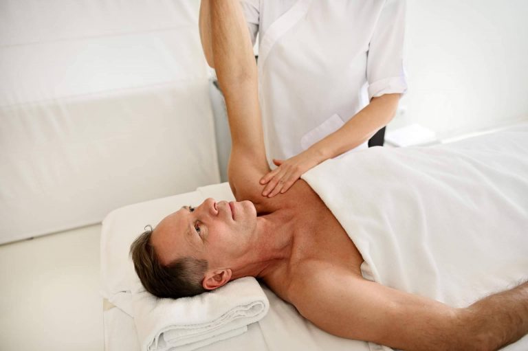 Causas y tratamientos para curar la atrosis, hernias discales, piernas cansadas, problemas vasculares o tendinitis